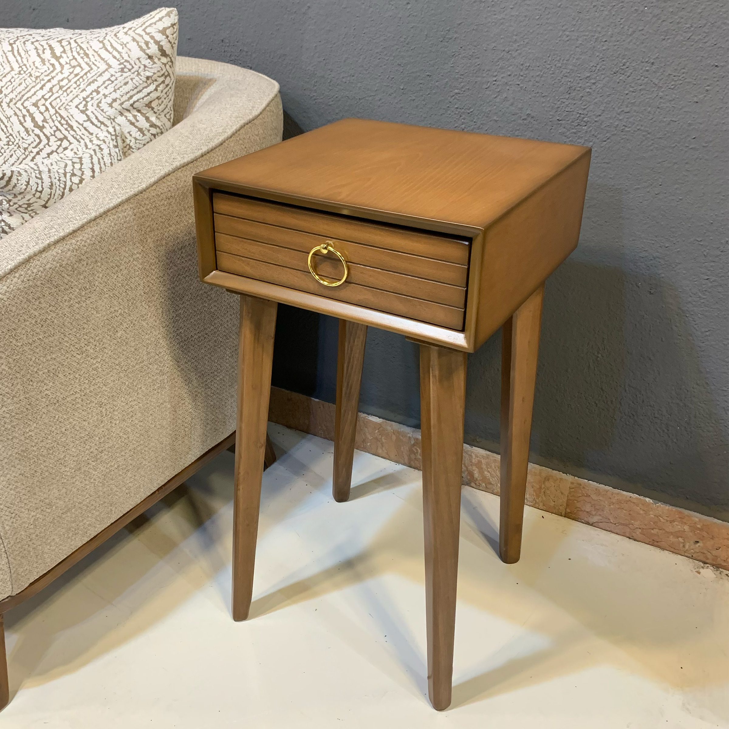 میز عسلی مدل فلورانس